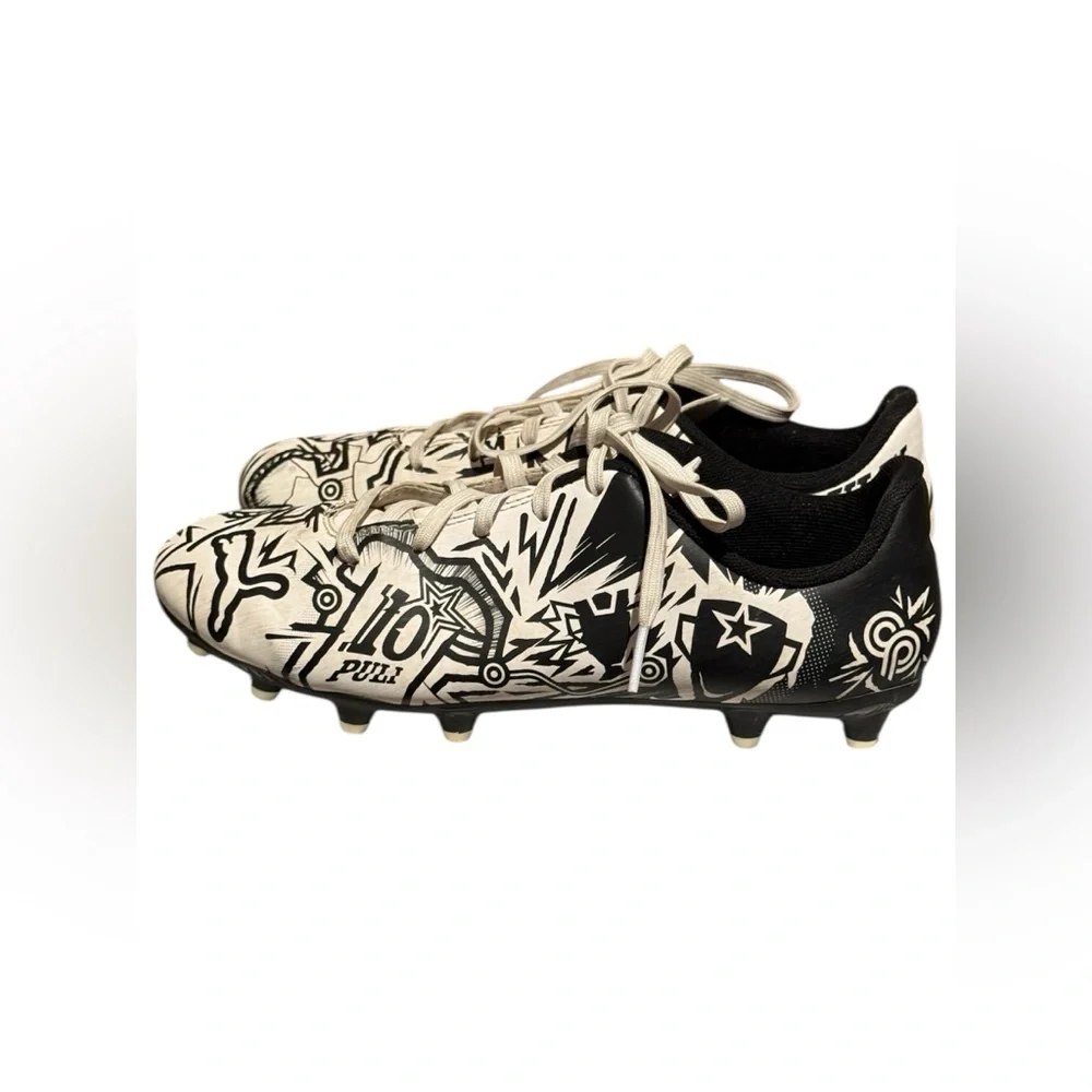 Puma x Christian Pulisic II FG/AG Kids Soccer Cleats Black & White Graphic Sz 5 - Picture 4 of 14